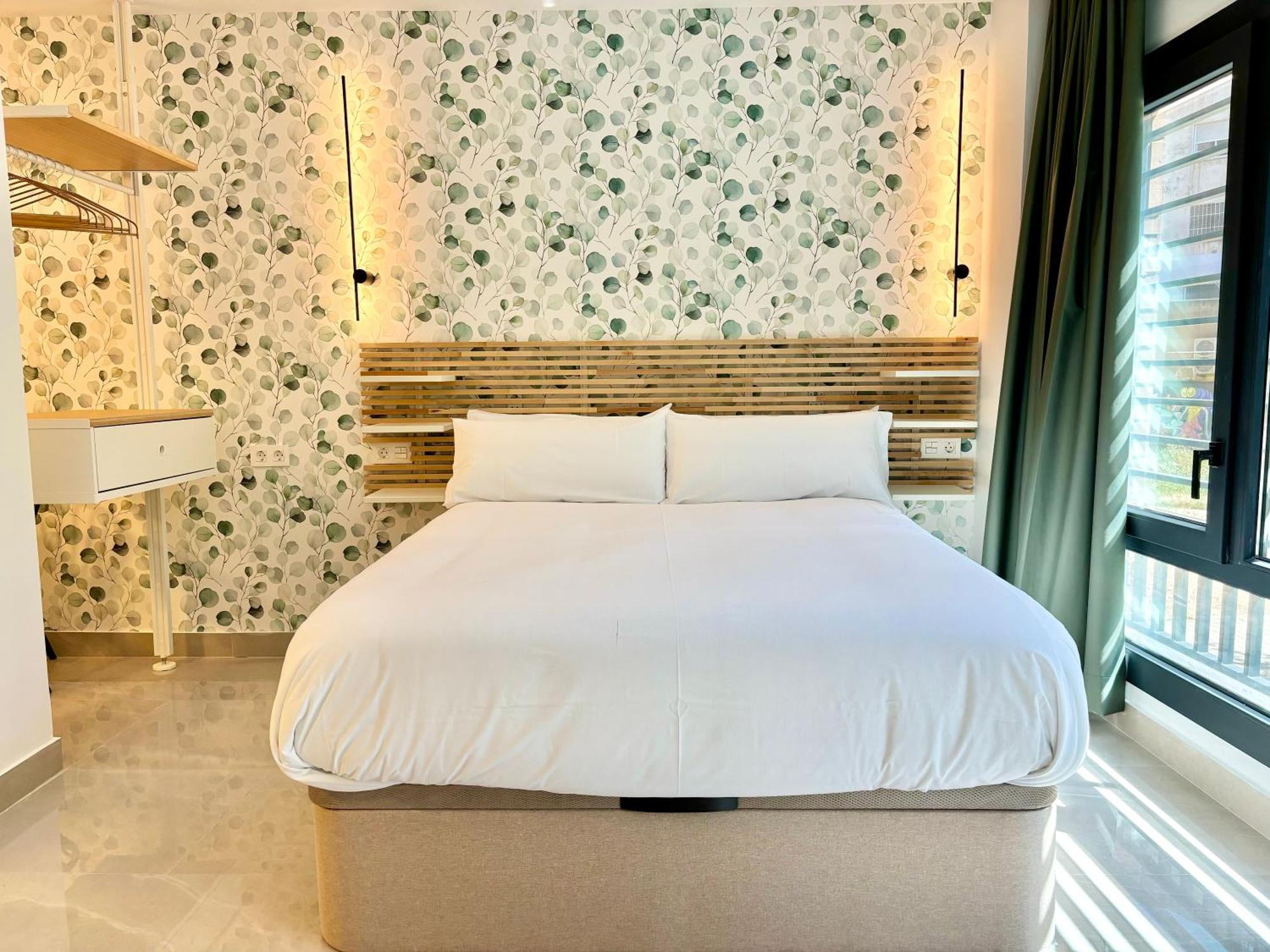 Gulliver Suites Valencia Exterior photo